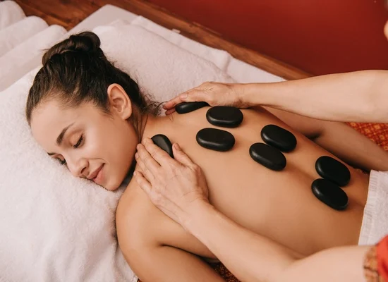 hot-stone-massage-nottingham-treatment-room.webp